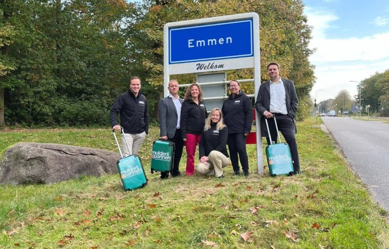 team Emmen voor verkeersbord