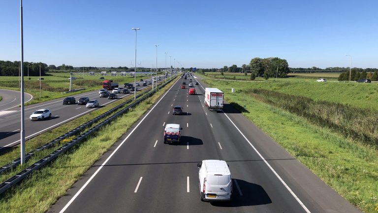 Lower Dutch truck tolls and fines